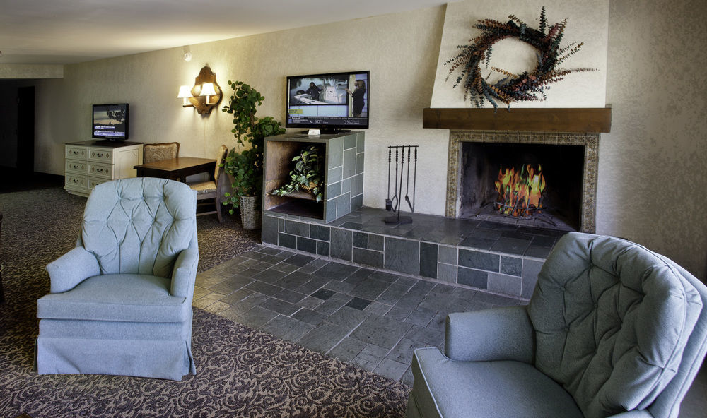 Helendorf River Inn, Suites & Conference Center Exterior photo